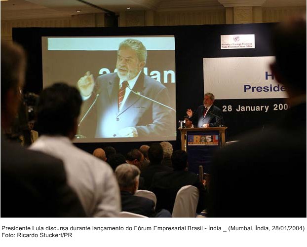 Presidente Lula discursa durante lançamento do Fórum empresarial Brasil-Índia.
