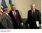 Presidente Lula ao lado do presidente Geoge Bush e do secretário de Estado americano, Colin Powell, durante a Cúpula Extraordinária das Américas.