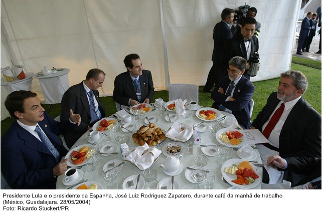Presidente Lula e o presidente da  Espanha, José Luiz Rodriguez Zapatero, durante café da manhã de trabalho.