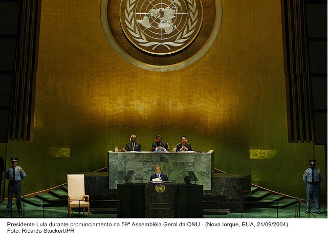 Presidente Lula durante pronunciamento na 59 Assembléia Geral da ONU.