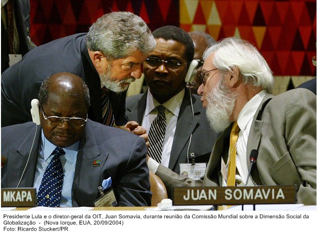Presidente Lula e o diretor-geral da OIT, Juan Somavia, durante reunião da Comissão Mundial sobre Dimensão Social da Globalização.