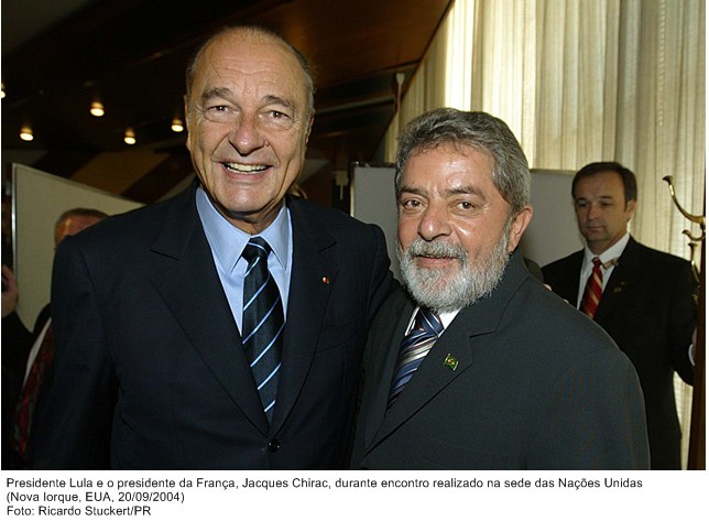 Presidente Lula e o presidente da França, Jacques Chirac, durante encontro na sede da  ONU.