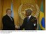 Presidente Lula e o secretário-geral da ONU, Kofi Annan, na sede da Organização das Nações Unidas.
