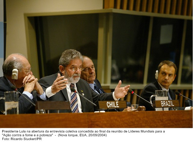 Presidente Lula na abertura da entrevista coletiva concedida ao final da reunião de líderes mundiais para ação contra a fome e a pobreza.