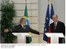 Presidente Lula e o presidene Jacques Chirac durante conferência conjunta à imprensa.jpg