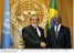 Presidente Lula cumprimenta o secretário-geral das Nações Unidas, Kofi Annan.