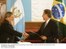 Presidente Lula e o presidente da Guatemala, Oscar Berger, durante cerimônia de assinatura de atos.