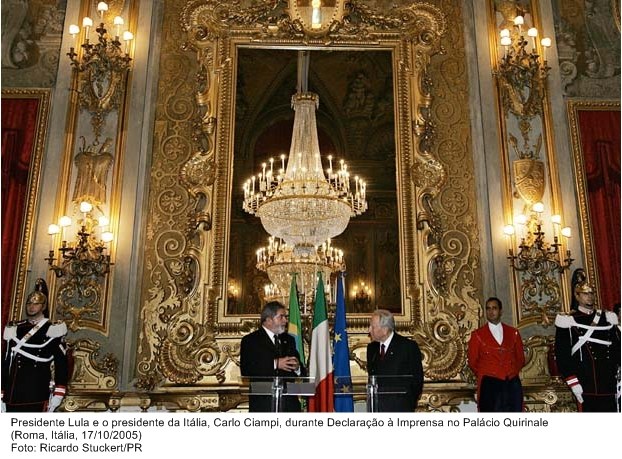 Presidente Lula e o presidente da Itália, Carlo Ciampi, durante declaração a imprensa, no Palácio Quirinale.