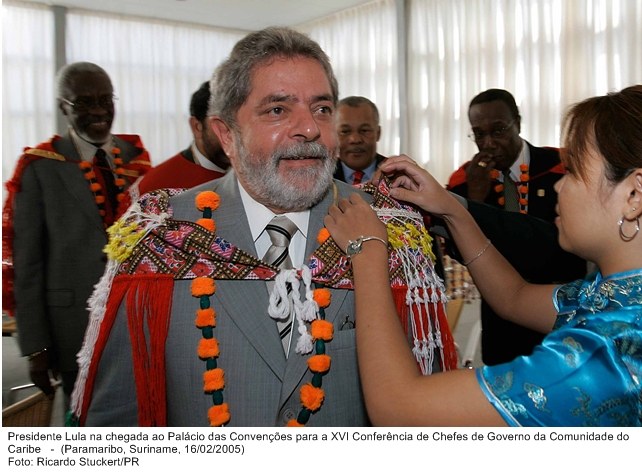 Presidente Lula na chegada ao Palácio das Convenções para a XVI Conferência de Chefes de Governo da Comunidade do Caribe.