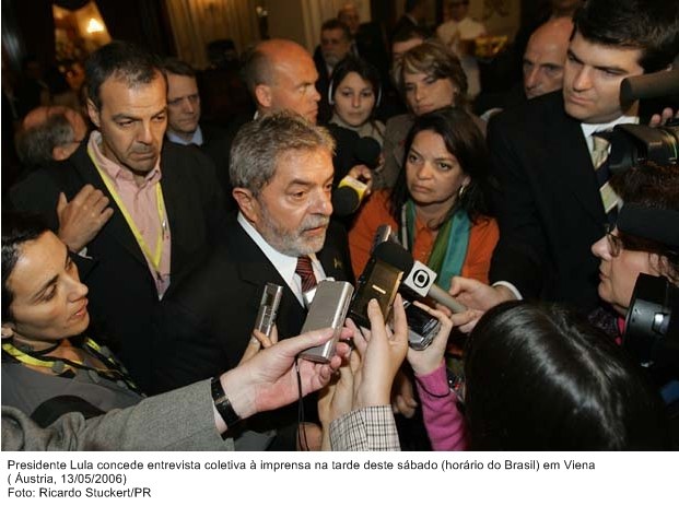Presidente Lula concede entrevista coletiva à imprensa, em Viena.