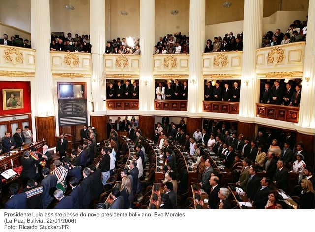 Presidente Lula assiste a posse do novo presidente boliviano, Evo Morales.