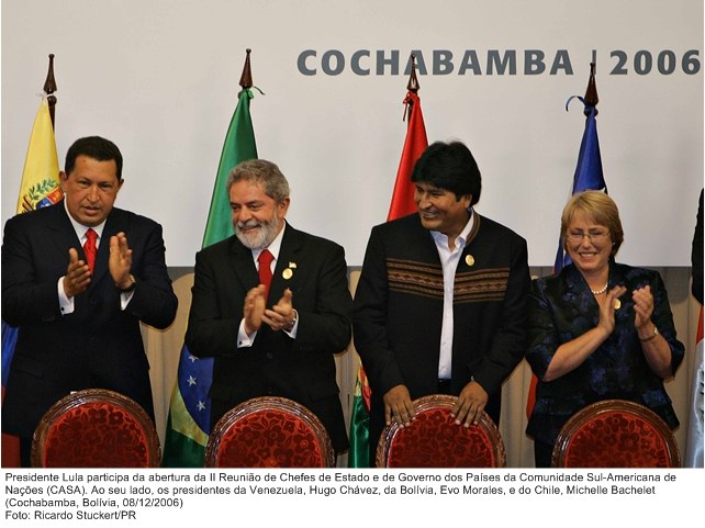 Presidente Lula participa da abertura da II Reunião de Chefes de Estado e de Governo dos Países da Comunidade Sul-Americana de Nações.