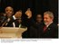 Presidente Lula brinda com o presidente de Botsuana, Festus Mogae, após discursar em almoço no Centro Internacional de Convenções.