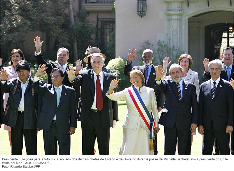 Presidente Lula posa para foto oficial ao lado dos demais chefes de estado e de governo participantes da IV Cúpula das Américas.