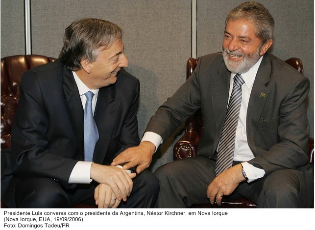 Presidente Lula conversa com o presidente da Argentina, Néstor Kirchner, em Nova Iorque.