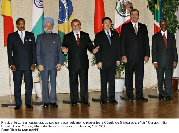 Presidente Lula e líderes dos países em desenvolvimento, presentes à Cúpula do G-8.