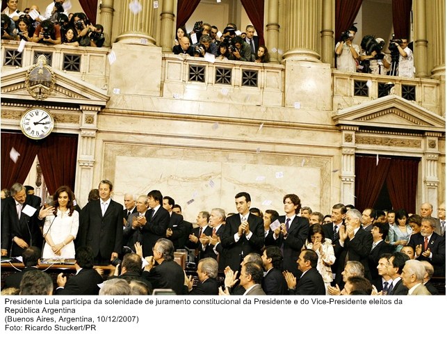Presidente Lula participa da solenidade de juramento constitucional da Presidente e do Vice-Presidente eleitos da República da Argentina.