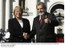 Presidente Lula e a presidente do Chile, Michelle Bachelet, se cumprimentam na entrada do Palácio de La Moneda.