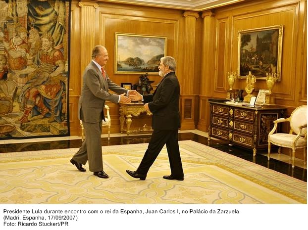 Presidente Lula durante encontro com o rei da Espanha, Juan Carlos I , no Palácio de Zarzuela.