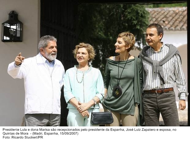 Presidente Lula e dona Marisa são recepcionados pelo presidente da Espanha, José Luiz Zapatero e esposa, no Quintas de Mora.