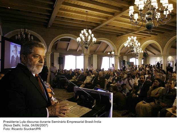Presidente Lula discursa durante Seminário Empresarial Brasil-Índia.