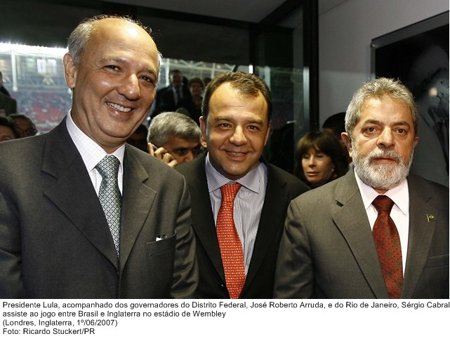 Presidente Lula, e os governadores José Roberto Arruda e Sérgio Cabral.