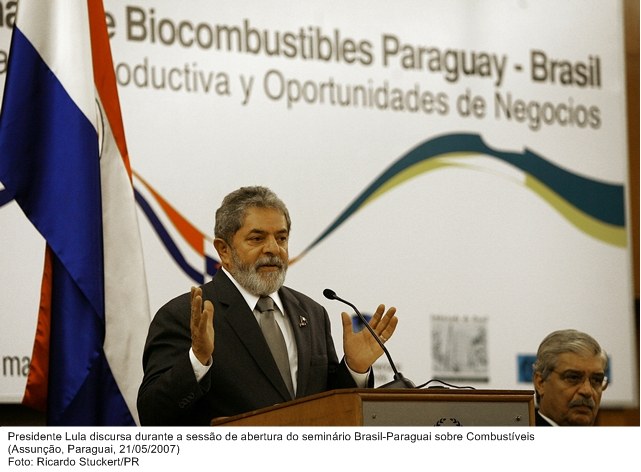 Presidente Lula discursa durante a sessão de abertura do Seminário Brasil-Paraguai sobre Combustíveis.