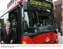 Presidente Lula em frente a um dos ônibus que circulam em Estocolmo movido a etanol.