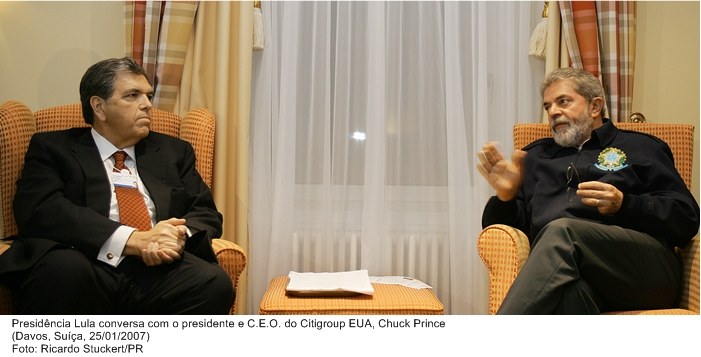 Presidente Lula conversa com o presidente e C.E.O do Citigroup EUA, Chuck Prince.