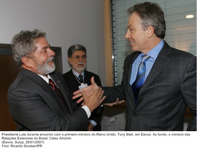 Presidente Lula durante encontro com o primerio-ministro do Reino Unido, Tony Blair.