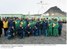 Presidente Lula, dona Marisa e comitiva posam para foto ao lado de militares e pesquisadores da Estação Antártica Comandante Ferraz.