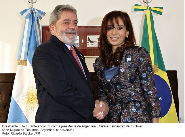 Presidente Lula durante encontro com a presidente da Argentina, Cristina Fernández de Kirchner.