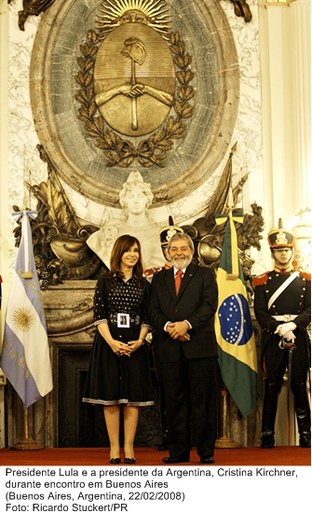 Presidente Lula e a presidente da Argentina, Cristina Kirchner durante encontro em Buenos Aires.