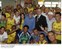 Presidente Lula posa para foto com atletas brasileiros na Vila Olímpica em Pequim.