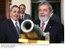 Presidente Lula, acompanhado do presidente de Cuba, Rául Castro, durante visita oficial a Havana.