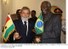 Presidente Lula é recebido pelo presidente da República de Gana, John Agyekum Kufuor, na chegada ao Palácio do Governo Castle Route.