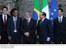 Presidente Lula ao lado de jogadores brasileiros, após encontro com o primeiro-ministro da Itália, Silvio Berlusconi.