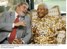 Presidente Lula conversa com o ex-presidente da África do Sul, Nelson Mandela, durante encontro em Maputo.
