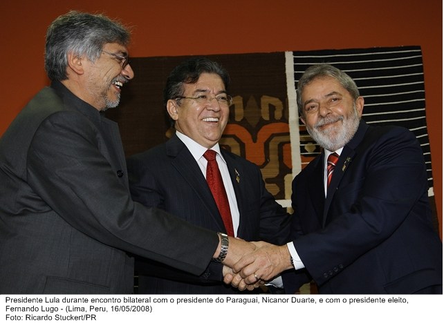Presidente Lula durante encontro bilateral com o presidente do Paraguai, Nicanor Duarte, e com o presidente eleito, Fernando Lugo.