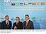 Presidente Lula, o primeiro-ministro português, José Sócrates e o presidente de Portugal, Cavaco Silva, na sessão de abertura da CPLP.
