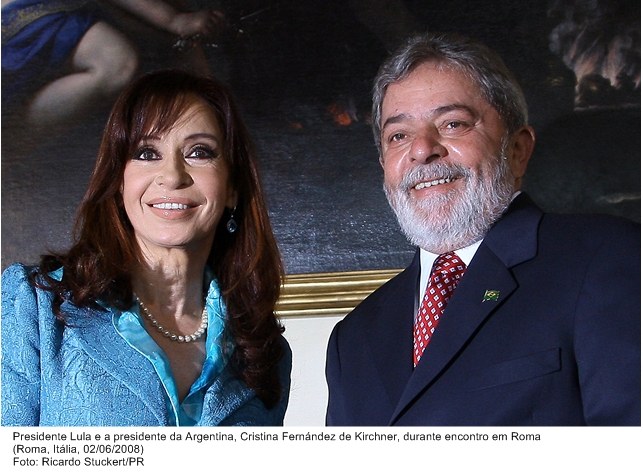 Presidente Lula e a presidente da Argentina, Cristina Kirchner, durante encontro em Roma.