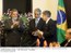 Presidente Lula, o ministro Celso Amorim, e o primeriro-ministro Kay R. Xanana Gusmão, durante assinatura de atos.