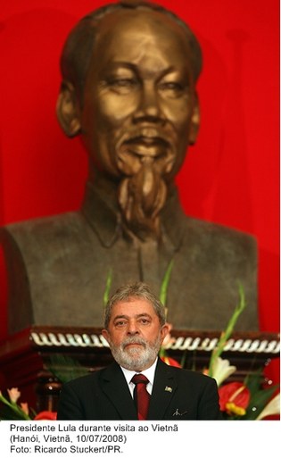 Presidente Lula durante visita ao Vietnã.