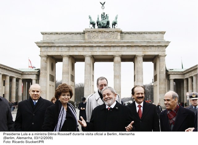 Presidente Lula e a ministra Dilma Rousseff, durante visita oficial a Berlim, Alemanha.