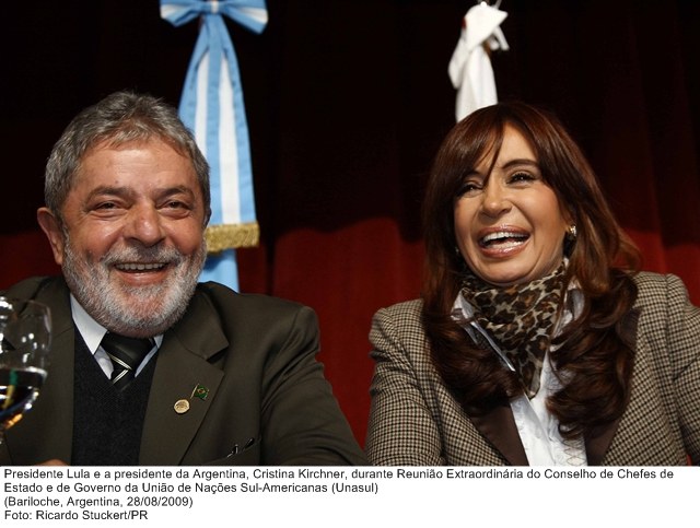 Presidente Lula e a presidente da Argentina, Cristina Kirchner, durante Reunião Extraordinária da Unasul.
