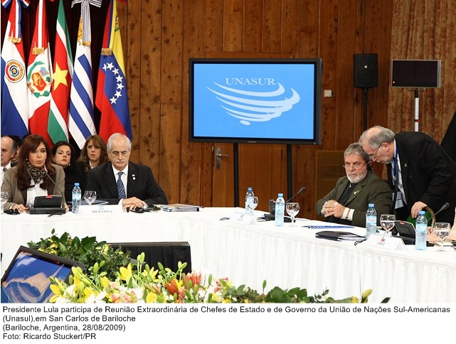 Presidente Lula participa de Reunião Extraordinária do Conselho de Chefes de Estado e de Governo da União de Nações Sul Americanas.