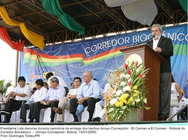 Presidente Lula discursa durante cerimônia de entrega dos Trechos Arroyo Concepción-El Carmen, e El Carmen-Roboré do Corredor Bioceânico.