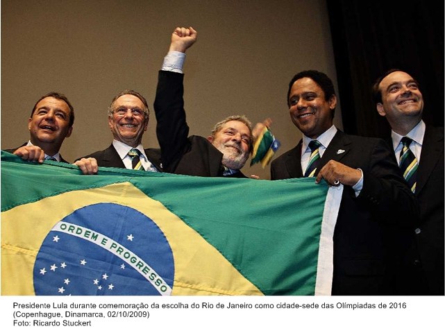 Presidente Lula durante comemoração da escolha do Rio de Janeiro como cidade-sede das Olimpíadas de 2016.