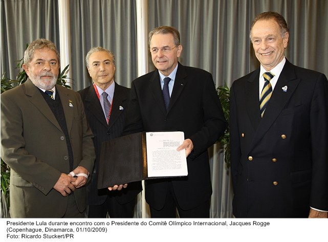 Presidente Lula durante encontro com o presidente do Comitê Olímpico Internacional, Jacques Rogge.