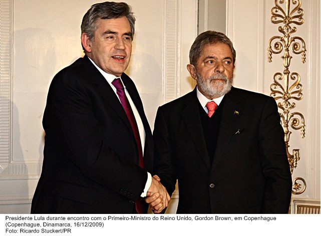 Presidente Lula durante encontro com o primeiro-ministro do Reino Unido, Gordon Brown, em Copenhague.